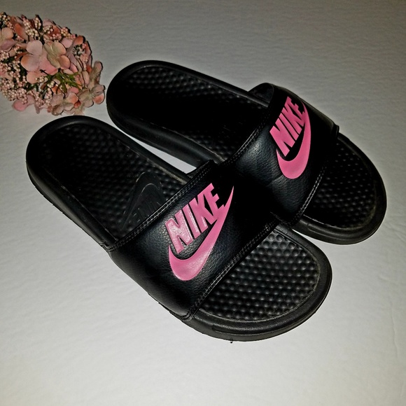 nike flip flops pink and black